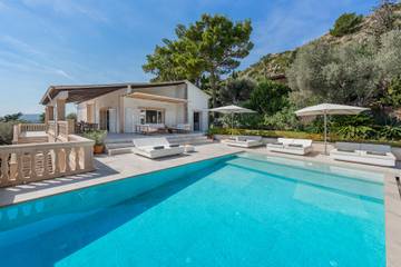 Villa in Pollença, Serra de Tramuntana für 12 