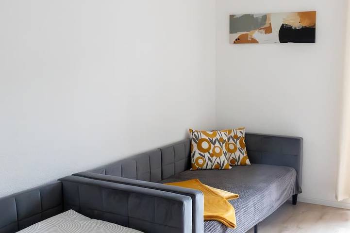 Ganze Wohnung, Moderne und naturnahe Ferienwohnung in Reistingen in Bayerisch Schwaben