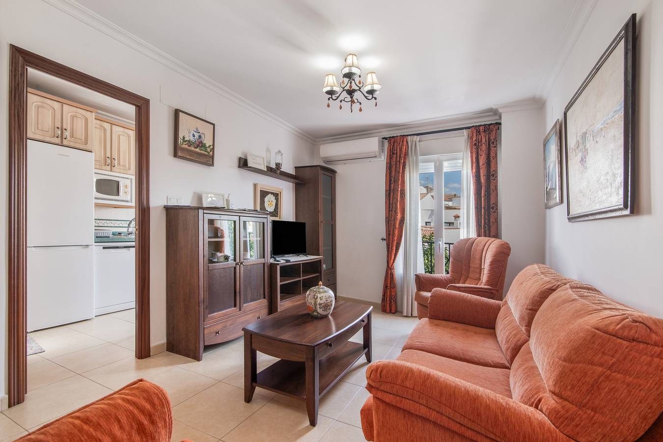 Apartamento entero, Apartamento 'Pepita Feria' con balcón, Wi-Fi y aire acondicionado in Valverde del Camino, Provincia de Huelva