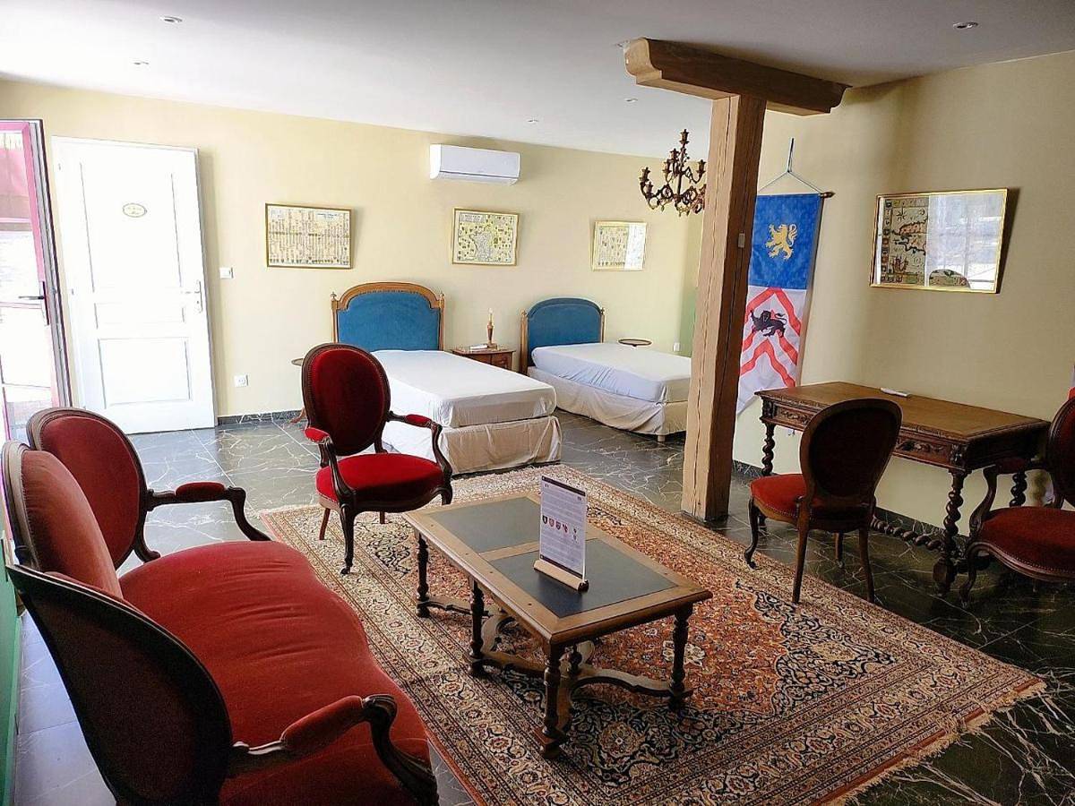 Standard Double Room in Mamers, Sarthe