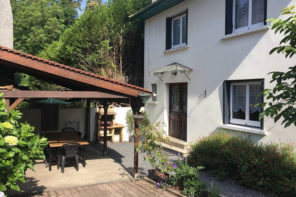 Gîte 7 people in Argelès-Gazost in Argelès-Gazost, French Pyrenees