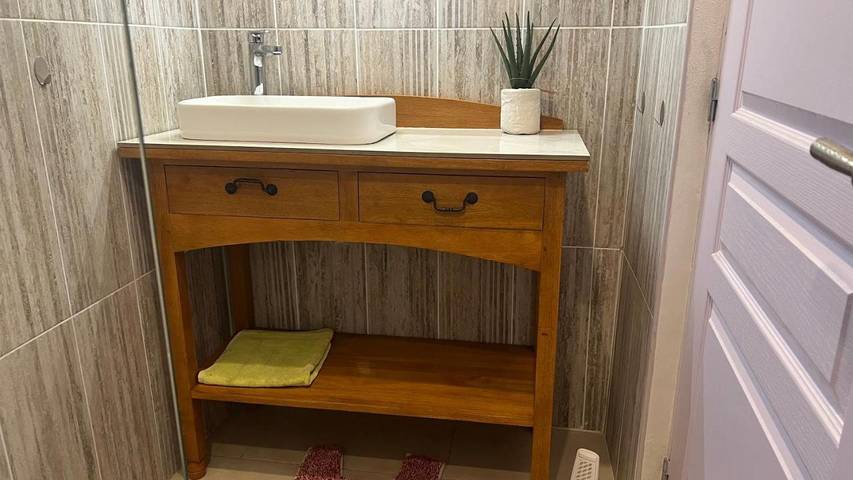 Maison d’hôte pour 2 personnes, avec balcon à Baie-Mahault - 3