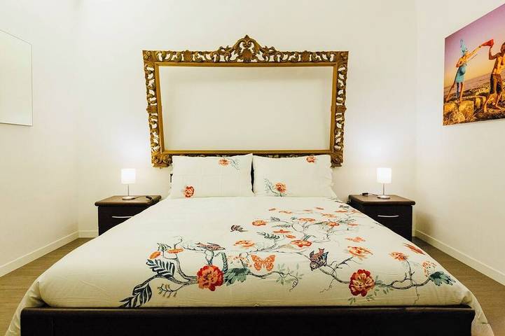 Appartamento intero, Photo Rooms • Terrazza privata • 2 camere • 2 bagni • WiFi veloce • Centro in Catania, Catania e dintorni