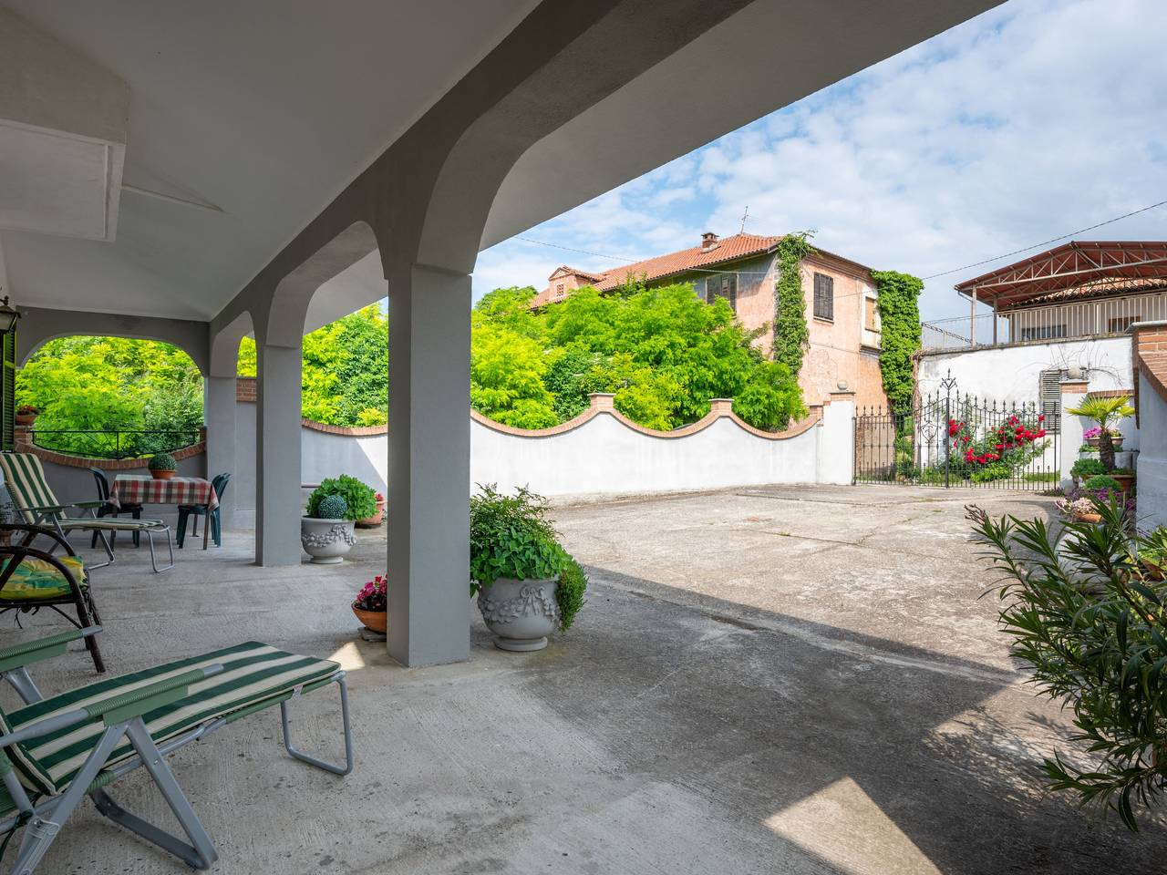 Casa della Peschiera in Isola d'Asti, Provincia d'Asti