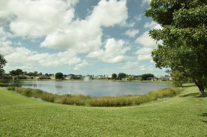 Ferienhaus für 8 Personen, mit Terrasse und Whirlpool - 1