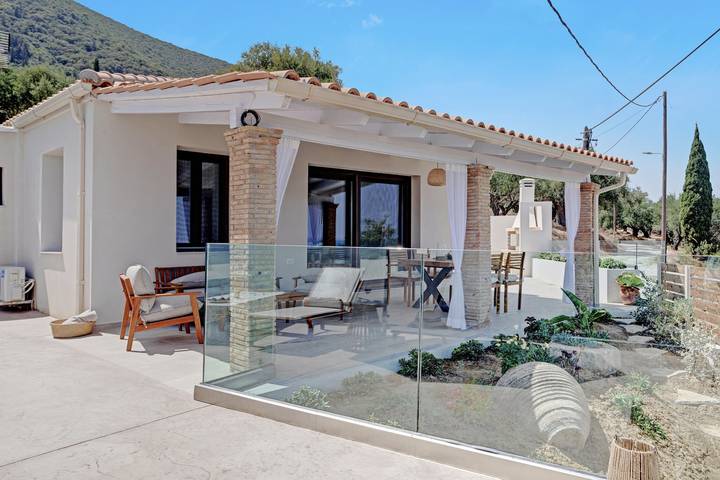 Villa pour 2 personnes, avec jacuzzi et jardin, adapté aux familles à Zante - 3