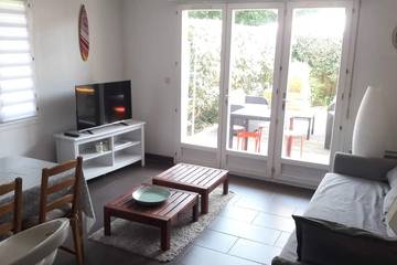 Gîte pour 4 personnes, avec jardin dans Plage de l'Uhabia