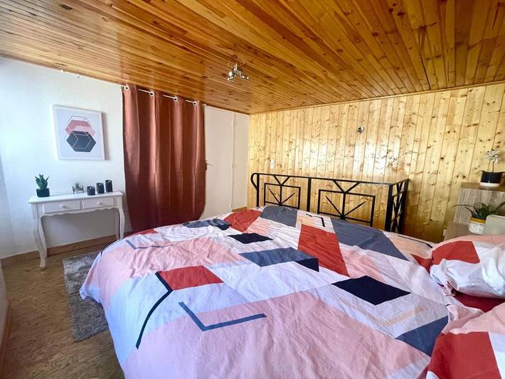 Gîte pour 4 personnes, avec vue dans Office De Tourisme De La Vallee De La Roanne
