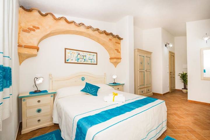 Maison d’hôte pour 2 personnes, avec terrasse dans Orosei - 3