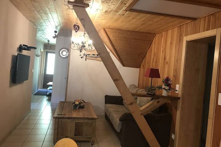 Location de vacances pour 8 personnes, avec balcon et jardin à Fellering - 4