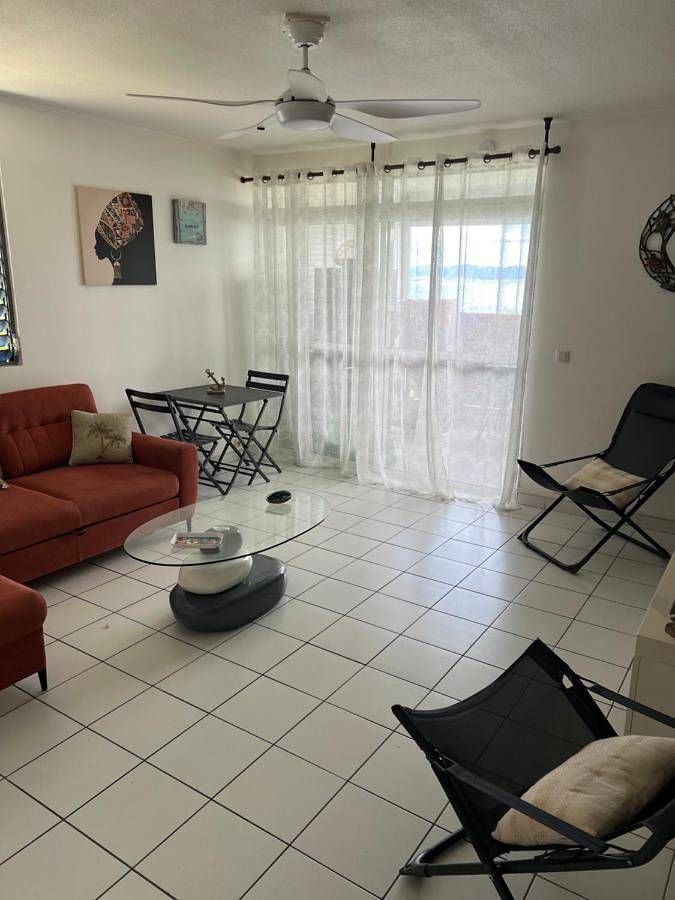 Gîte pour 4 personnes, avec piscine ainsi que vue et jardin, animaux acceptés dans Anse Caritan - 4