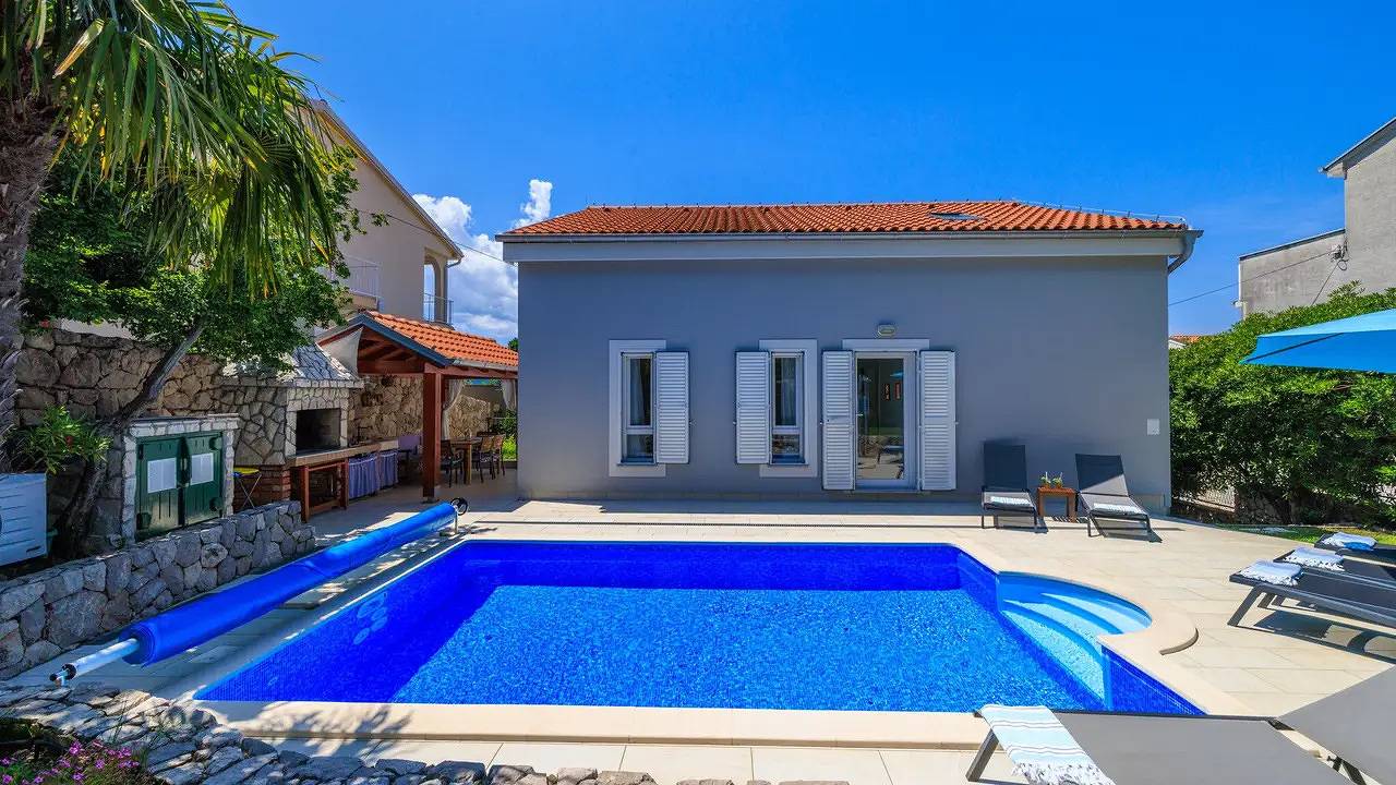 Casa vacanza a Kvarn a partire da 298€ a notte