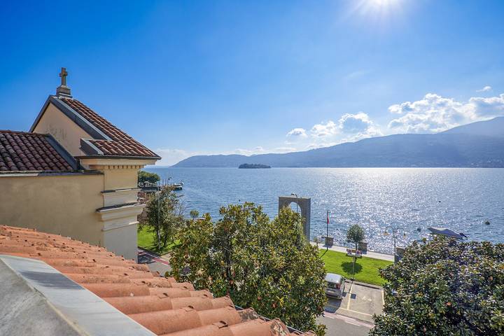 Ferienwohnung für 4 Personen, mit Balkon und Seeblick sowie Ausblick