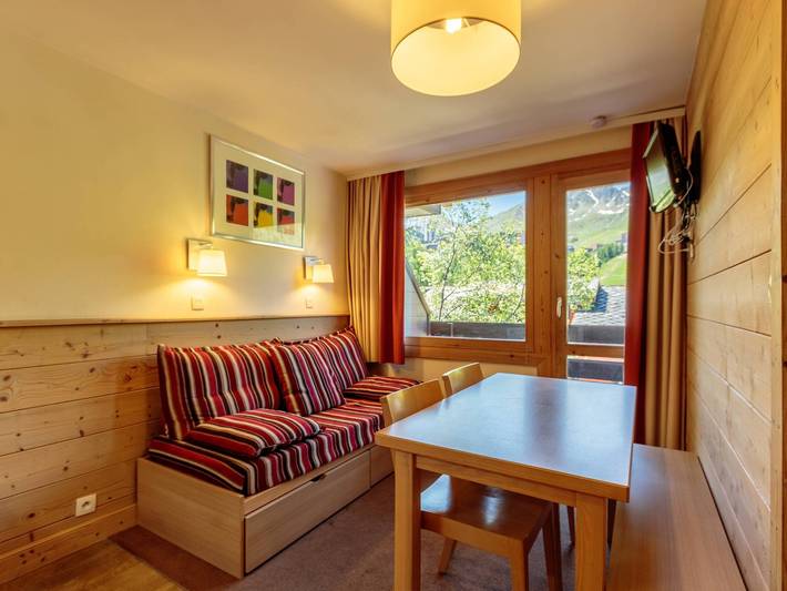Gîte pour 4 personnes, avec Balcon et Piscine dans Plagne 1800