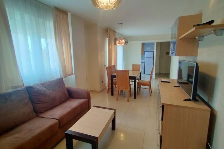 Gîte pour 8 personnes, avec balcon/terrasse ainsi que vue sur l’océan et piscine à Oropesa del Mar - 3