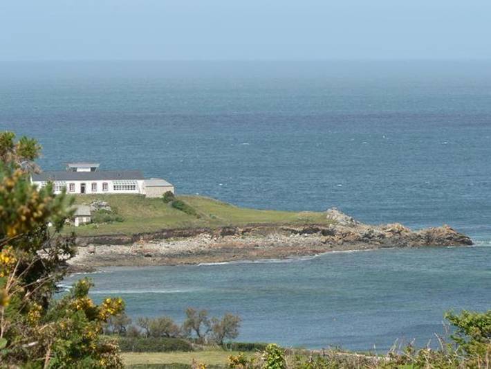 Gîte pour 6 personnes, avec terrasse, animaux acceptés à Digulleville - 4