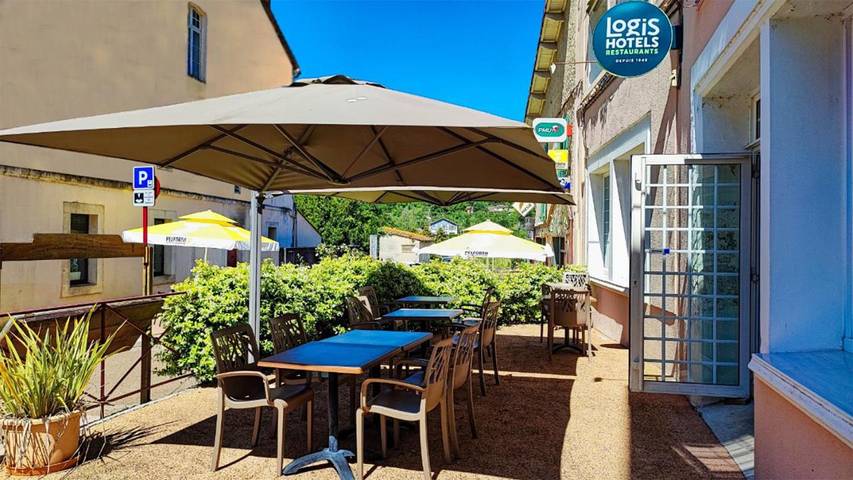 Hôtel pour 5 personnes, avec jardin ainsi que piscine et vue, animaux acceptés à Nontron - 4