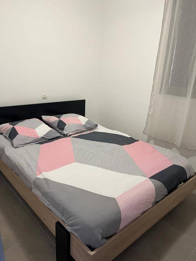 Location de vacances pour 5 personnes, avec vue ainsi que jardin et piscine, animaux acceptés à Fabras - 4