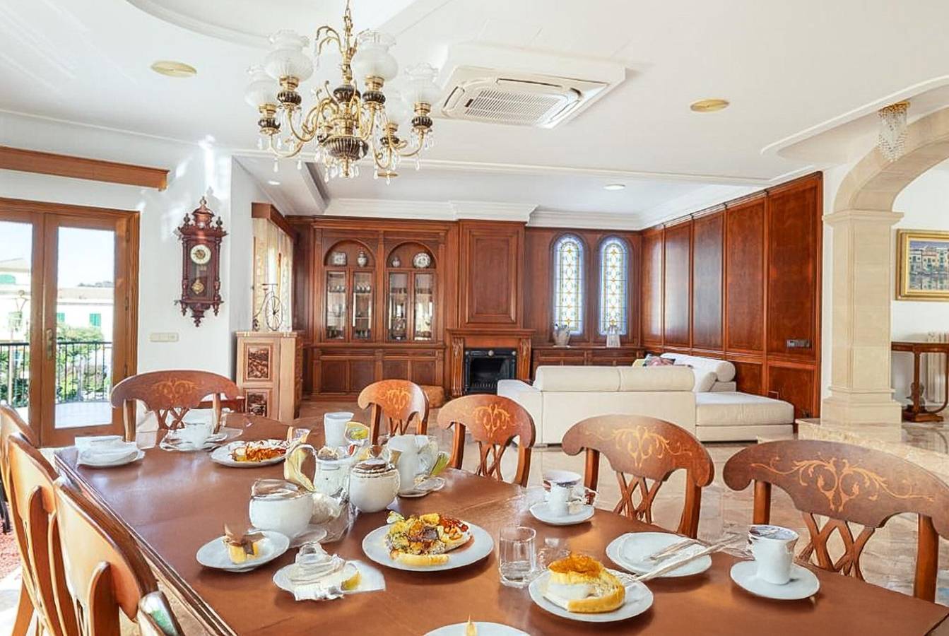 Casa vacacional 'Can Maro' con terraza privada, balcón y Wi-Fi in Santa Margalida, Mallorca Norte