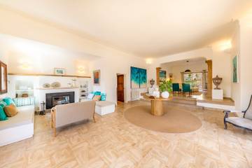 Villa in Cala Barques, Pollença für 14 