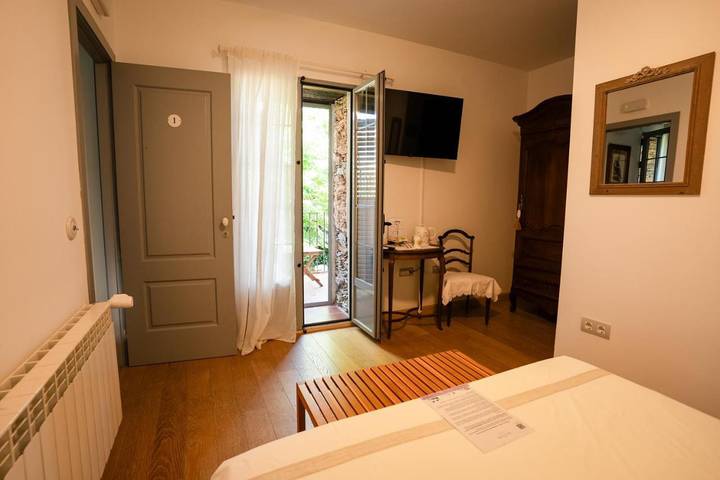Casa rural para 2 personas, con Terraza además de Jardín y Piscina en Provincia de Guadalajara - 4