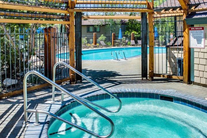 Appartement de vacances pour 6 personnes, avec piscine ainsi que sauna et jacuzzi - 1