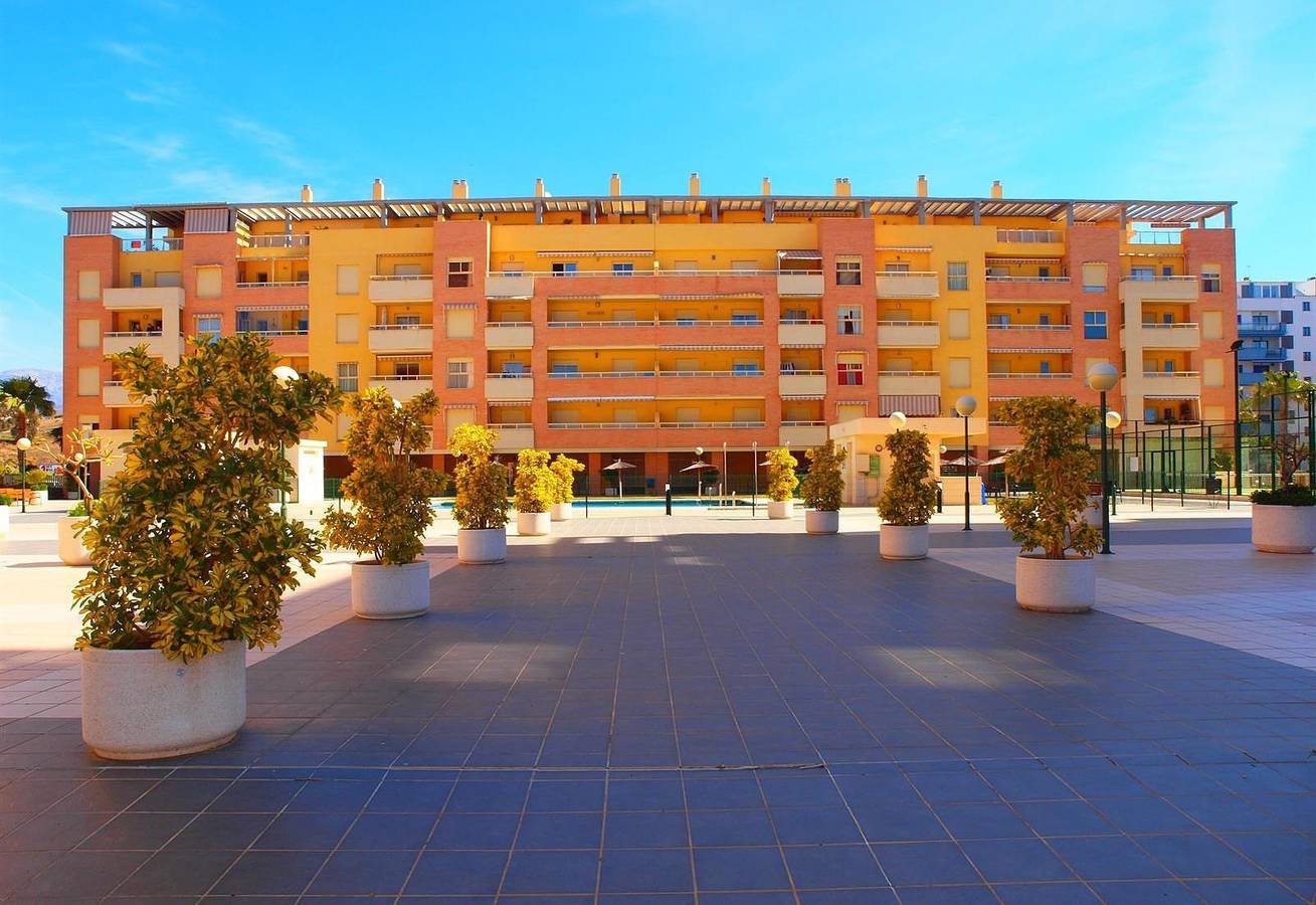 Entire apartment, "Lux Apartment Saisuda Near beach" with Shared Pool, Terrace & Wi-Fi in Torre del Mar, Costa del Sol