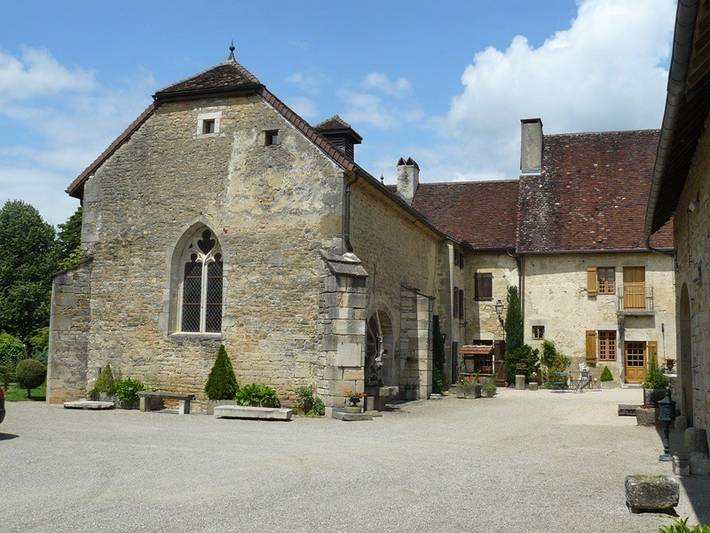 Gîte pour 6 personnes, avec terrasse et jardin à Ruffey-sur-Seille