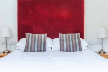 Bed And Breakfast for 2 People in Newcastle (County Down), County Down, Photo 1
