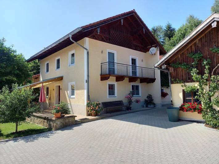 Ferienhaus für 7 Personen, mit Garten und Ausblick, kinderfreundlich in Petting