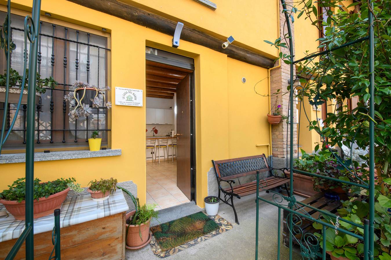 Ganze Wohnung, Ruhige Wohnung für Paare in Monguzzo – Comer See in 20 Minuten erreichbar in Monguzzo, Brianza