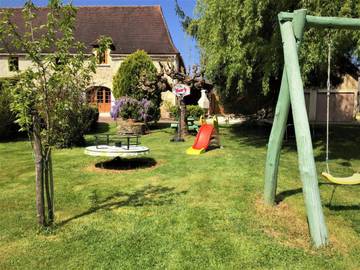 Gîte pour 6 personnes, avec jardin et terrasse à Limeuil