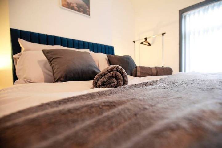 Horwich House | 2Br | Near Bolton Football Stadium in Horwich, Bolton