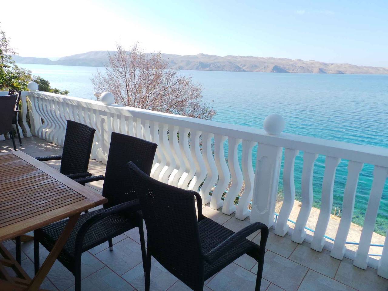 Ganze Ferienwohnung, Ferienwohnung mit Terrasse in Meernähe  in Karlobag, Kvarner Festland