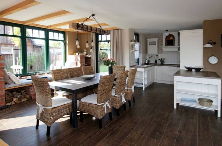 Ferienhaus für 8 Personen, mit Terrasse und Garten sowie Sauna