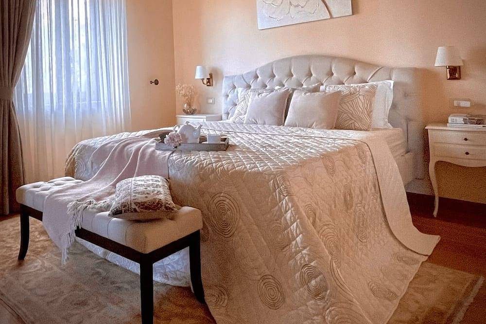 Villa Olive Garden Spa Retreat with Tennis court - Luxe Estate in Velletri, Rome Province