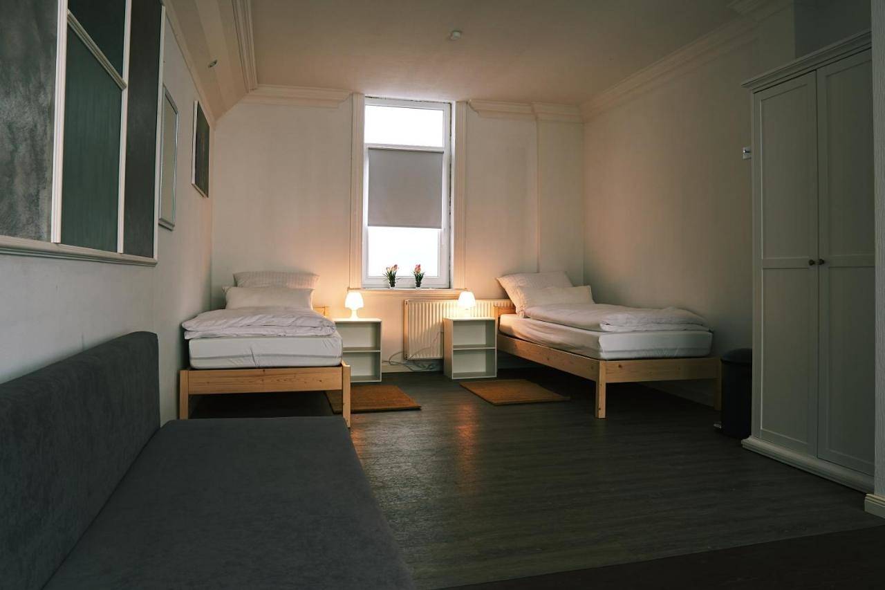 Triple Room with Shared Bathroom in Burglesum, Bremen