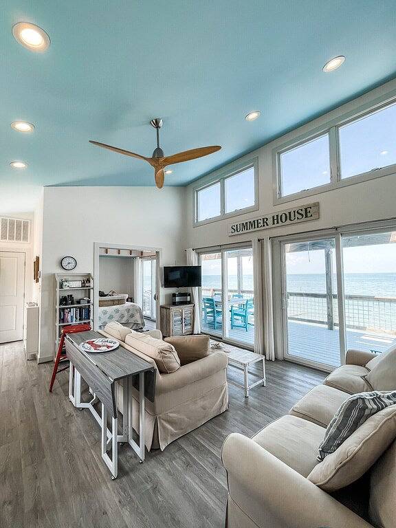 Familien-Cottage am Strand mit endlosem Blick auf die Bucht, Baujahr 2016 in Chesapeake Bay