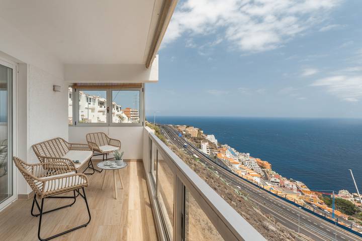 Vacation rental for 5 people, with balcony in El Rosario