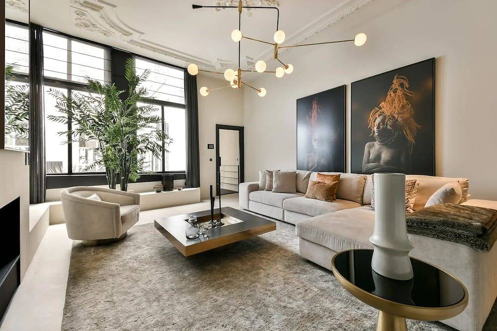 Entire apartment, Iconic Luxurious Canal House in Famous Amsterdam Canal District | Boutique Stay! in Dutch Coast