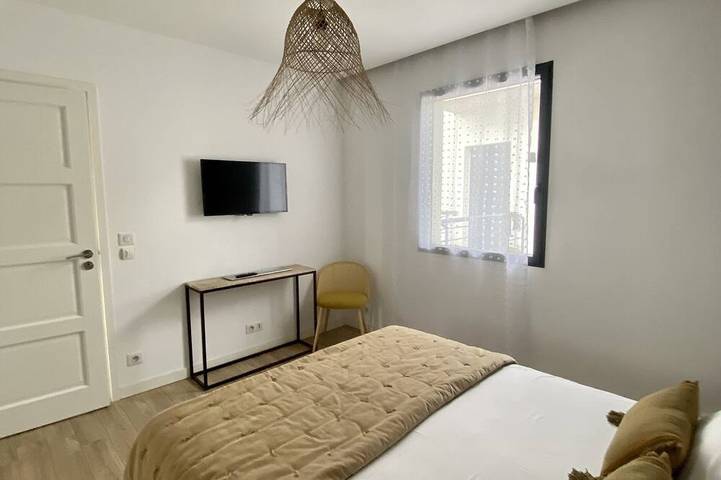 Gîte pour 3 personnes, avec balcon/terrasse et terrasse dans Plage d'Agosta - 2