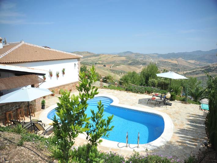 Ferienhaus für 6 Personen, mit Terrasse und Garten sowie Pool