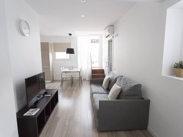 Apartamento vacacional entero, Apartamento Ático con terraza in Centro Barcelona, Barcelona