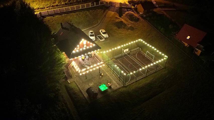 Dom wakacyjny dla 13 osób, z widok i sauna oraz taras i ogród, zwierzęta dozwolone w Porąbka