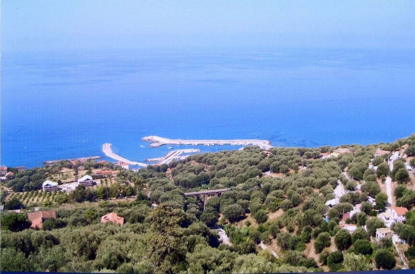 Appartamento intero, Appartamento vacanze per 3 persone con terrazza in Pisciotta, Cilento Coast