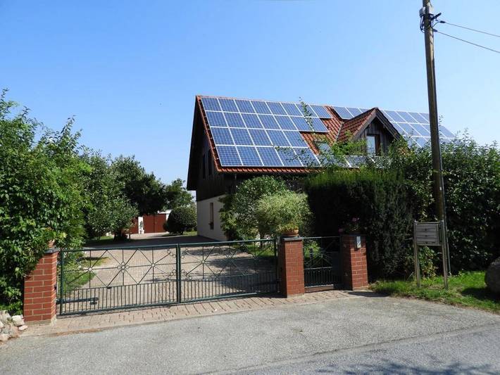 Ferienwohnung für 4 Personen, mit Whirlpool und Terrasse sowie Garten und Pool in Dobin am See - 2