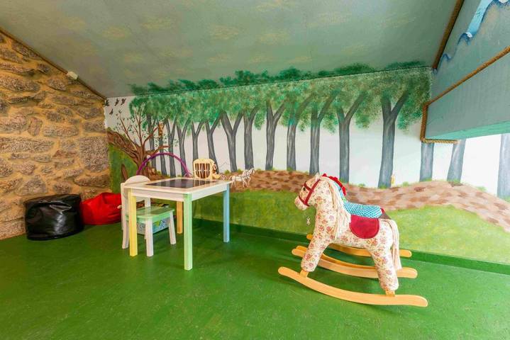 Casa rural para 16 personas, con jardín además de piscina y vistas en Comarca de Pontevedra - 4