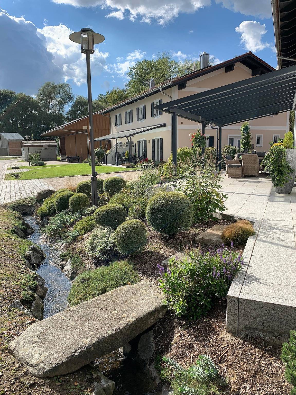 Ferienhof Nirschl - Ferienwohnung Sonnenaufgang (120qm) mit Wellness-Bereich und Garten in Winzer, Bayerisches Donautal
