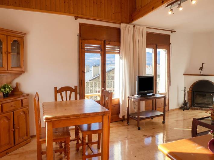 Entire apartment, Comfortable apartment in Alp 60 m² with balcony and view! in La Masella, Alp