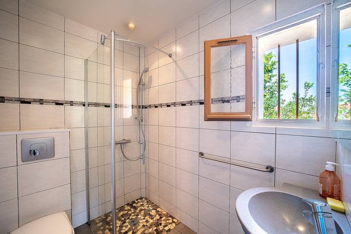 Ganze Wohnung, Ferienwohnung für 2 Personen mit Terrasse in Céret, Mittelmeerküste (Frankreich)